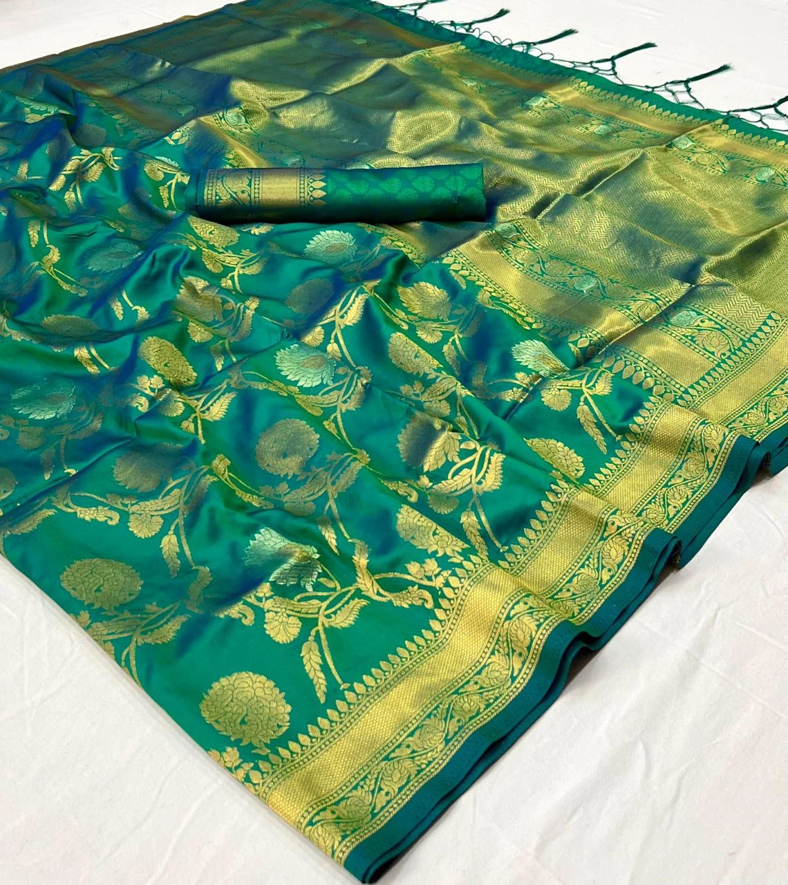 Rajtex 258000 Series Handloom Weaving Wholesale Fancy Sarees Catalog — Wholesale Sarees, rajtex wholesale from Surat - Gallery Image 5